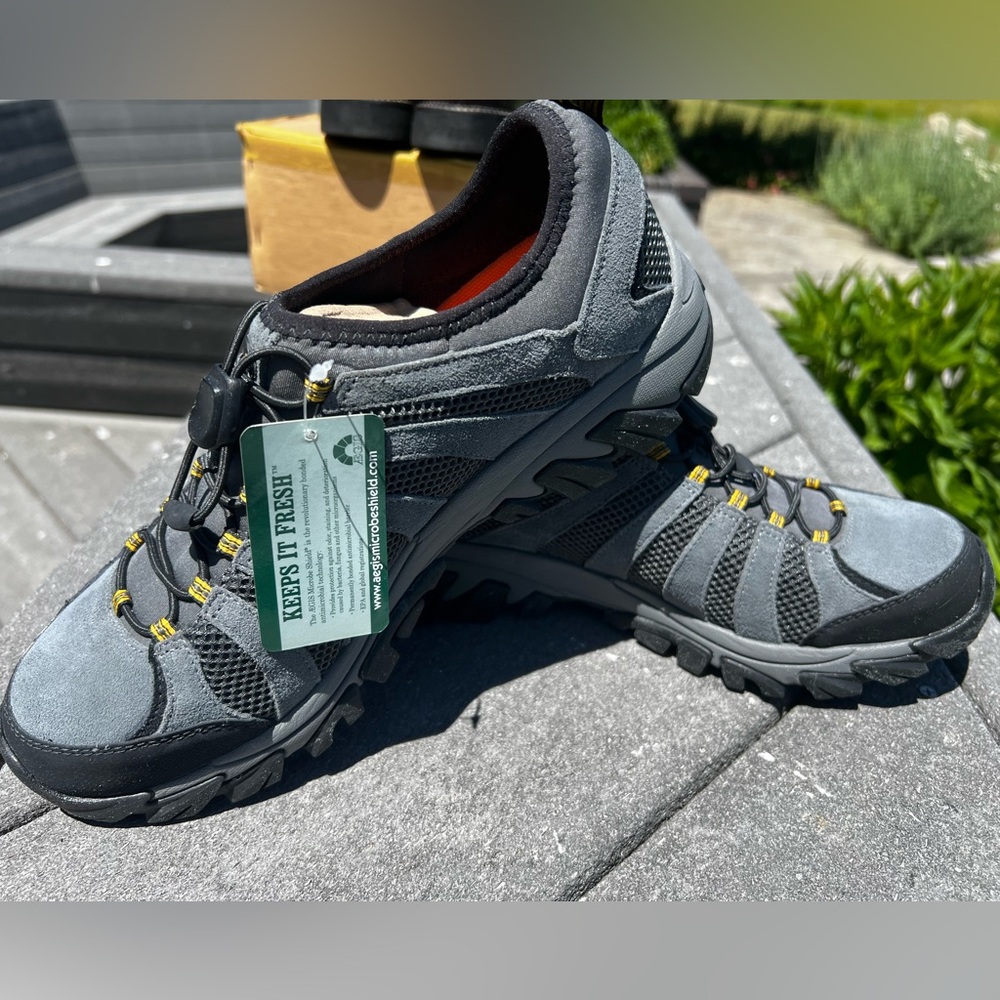 CLEARANCE NWT Merrell Men's Geomorph Maze Stretch Hiking Shoes Gray Size 9